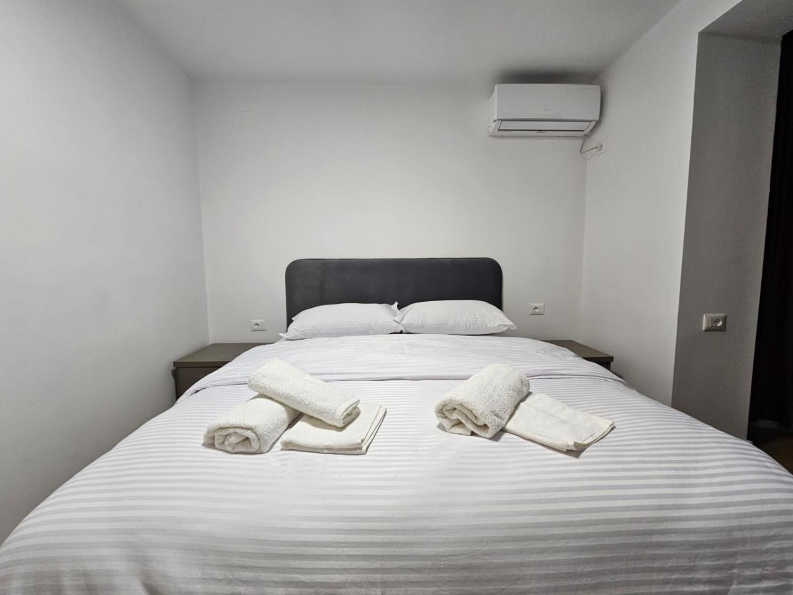 Elois Luxury Apartment Tiran Dış mekan fotoğraf