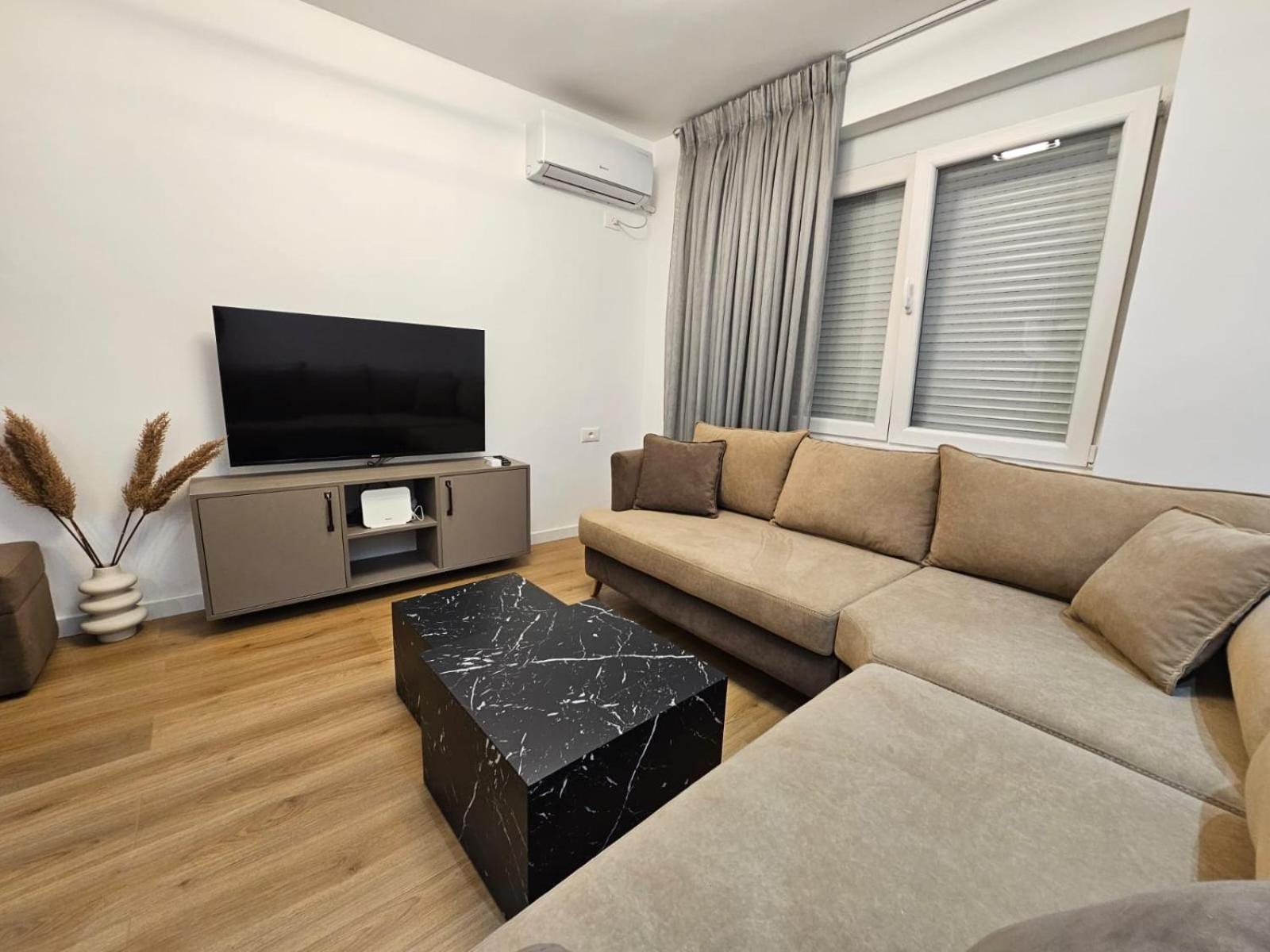 Elois Luxury Apartment Tiran Dış mekan fotoğraf